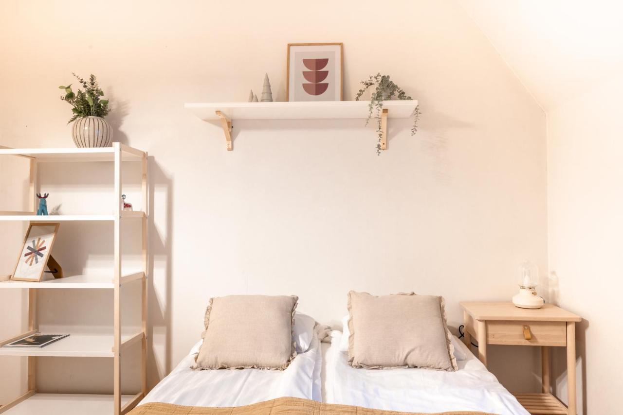 2Ndhomes Cozy & Compact Top Floor Studio In Erottaja Helsínquia Exterior foto